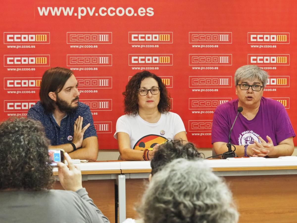 Javier Castro, Xelo Valls i Begoña Fuentes ´denúnciant en nom de FE CCOO PV la Campanya del pin parental de Hazte Oir